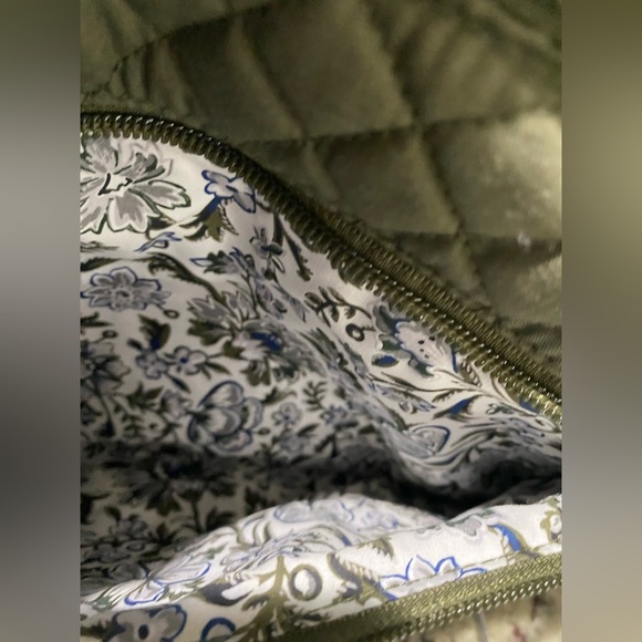 Vera Bradley Triple Zip Crossbody Purse - Picture 7 of 15